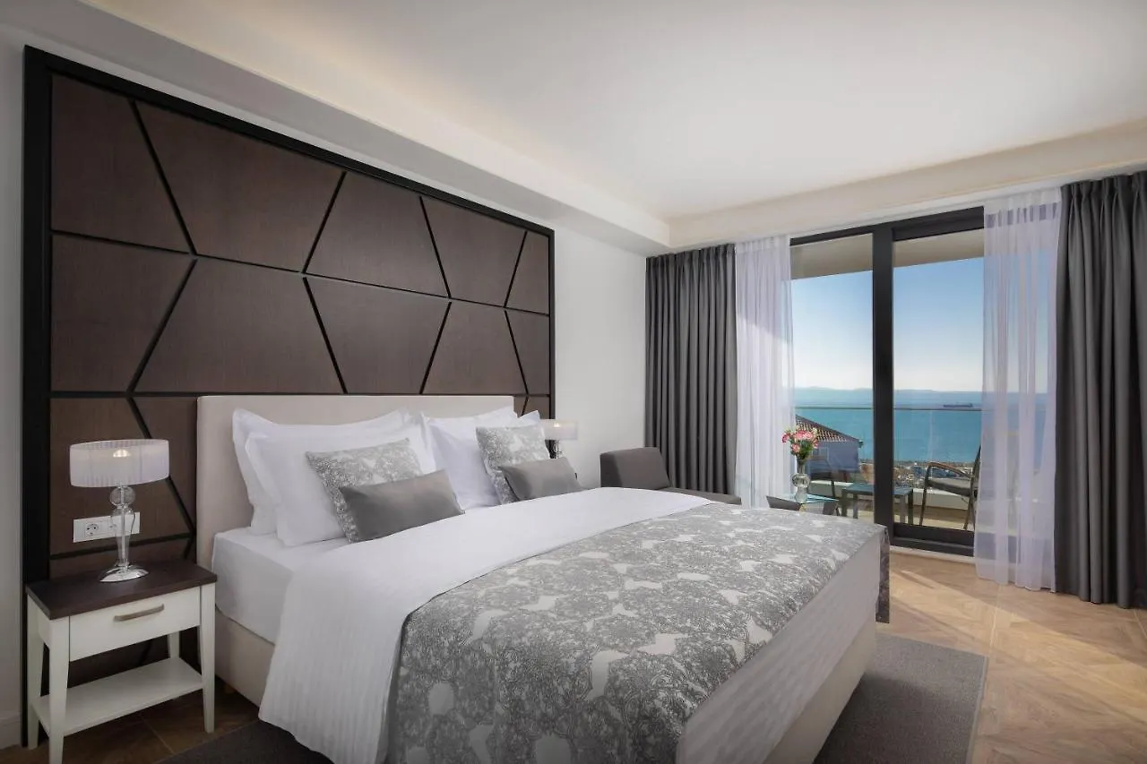 Ellure Luxury Suites Split Hotel