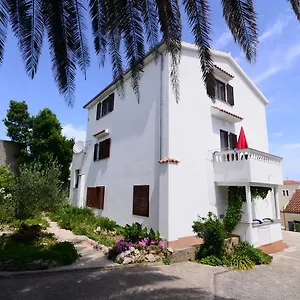 https://apartments-ana-mali-losinj.primorje-gorskikotar.com